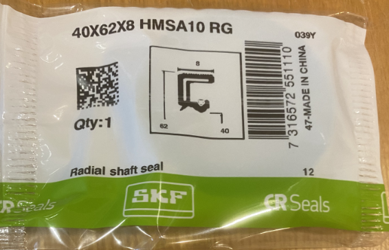 Манжетное уплотнение 40X62X8 HMSA10 RG (SKF)