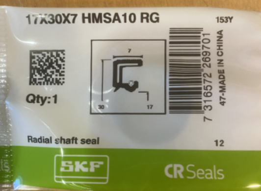 Манжетное уплотнение 17X35X7 HMSA10 RG (SKF)
