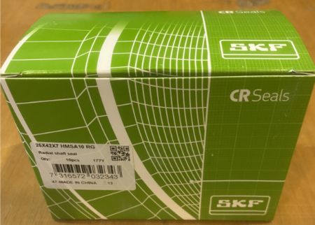 Манжетное уплотнение 25X42X7 HMSA10 RG (SKF)