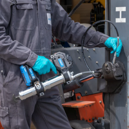 Аккумуляторный шприц для смазывания TLGB 21/230V (SKF)